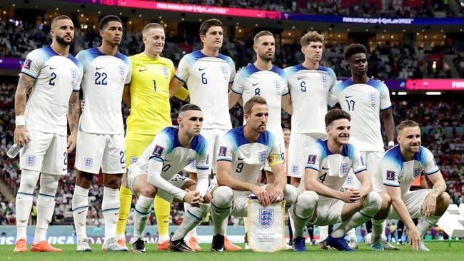 Regulator Sepak Bola Inggris Rekomendasikan Kontrol Biaya